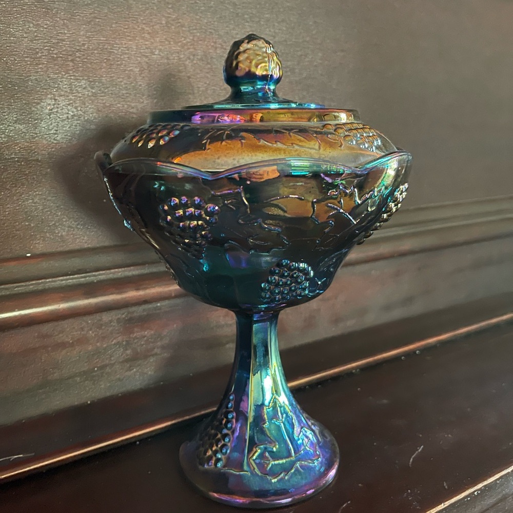 Vintage Indiana Glass ~ Harvest Grape 🍇 Blue 💙 Carnival Compote with Lid…